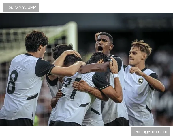 西甲豪门状态回暖，冠军争夺战愈演愈烈