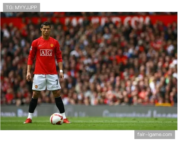 曼联进攻瘫痪,中场推进断链成关键制约